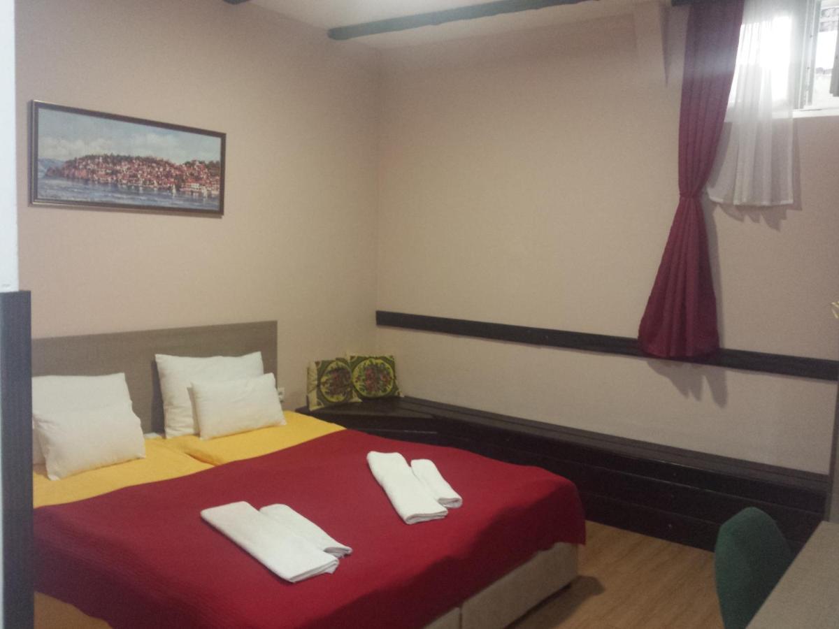 Guest House Ginek Ohri Oda fotoğraf