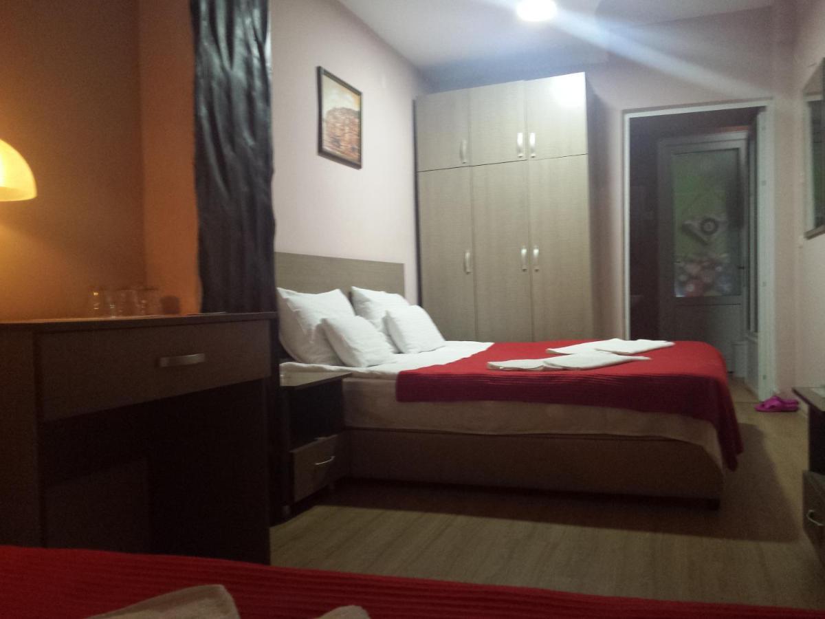 Guest House Ginek Ohri Oda fotoğraf