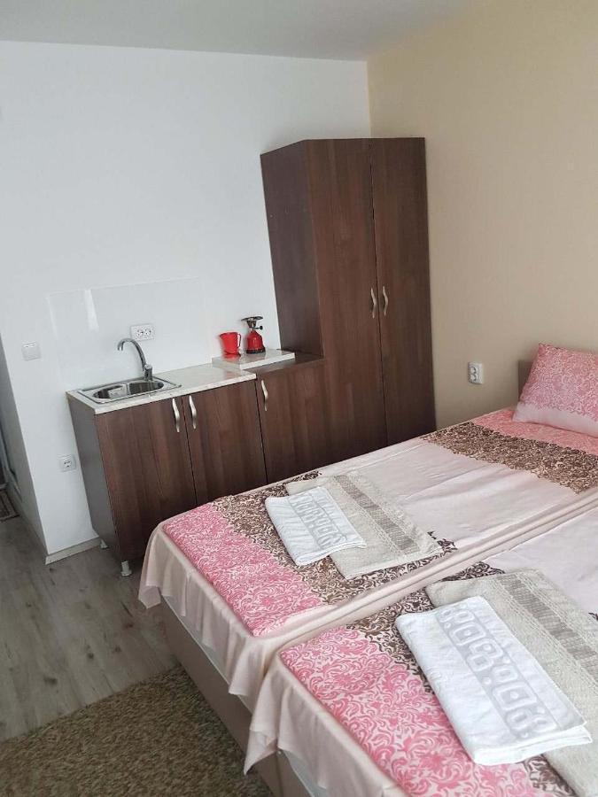 Guest House Ginek Ohri Oda fotoğraf